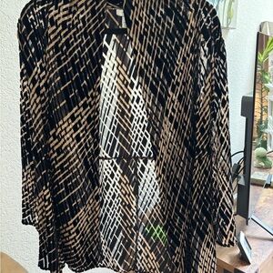 Elegant Black and Tan Women's Top